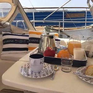  Botel Precioso Yate En El Centro Del Spain